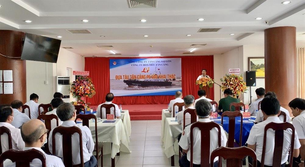 Tan Cang Pilot: Ceremony for the Launch of speedboat Tan Cang P6